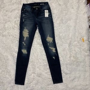 NWT Hot Topic Distressed Skinny Jeans